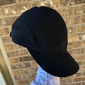 Lululemon Black hat